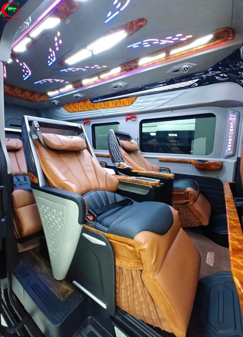 260106_limo12c_ford_dcar_thuongdinh_business (10)