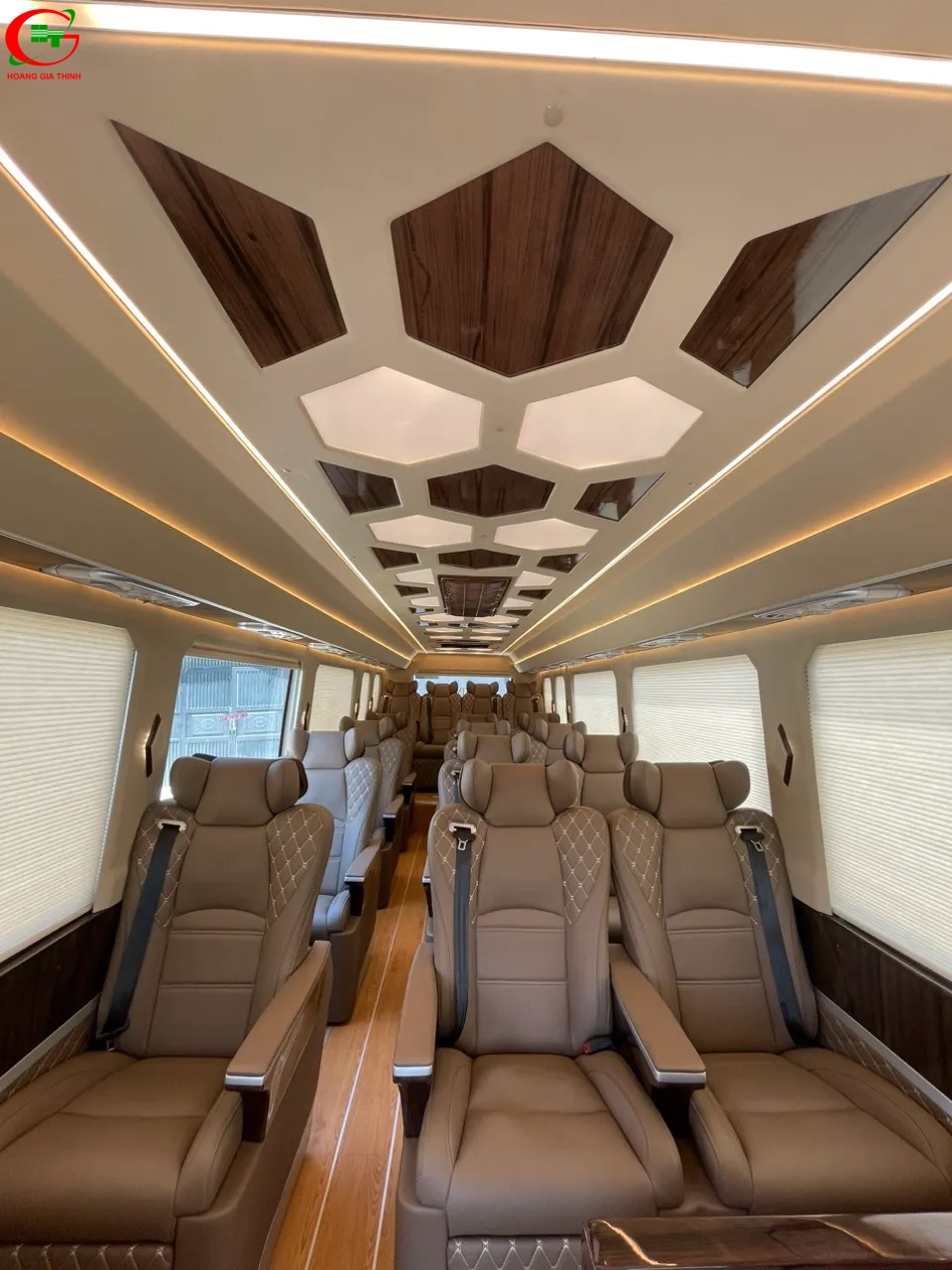 260106_limo17c_autokingdom (10)