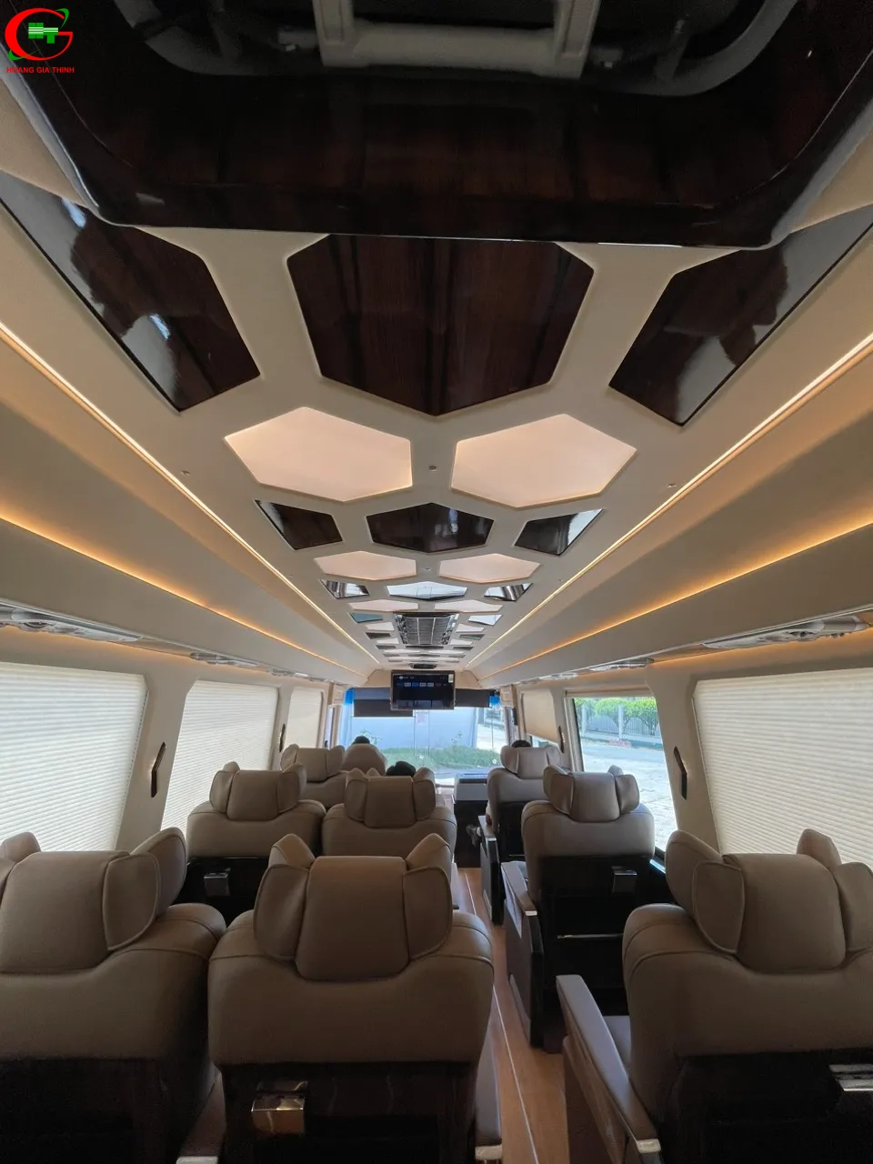260106_limo17c_autokingdom (11)
