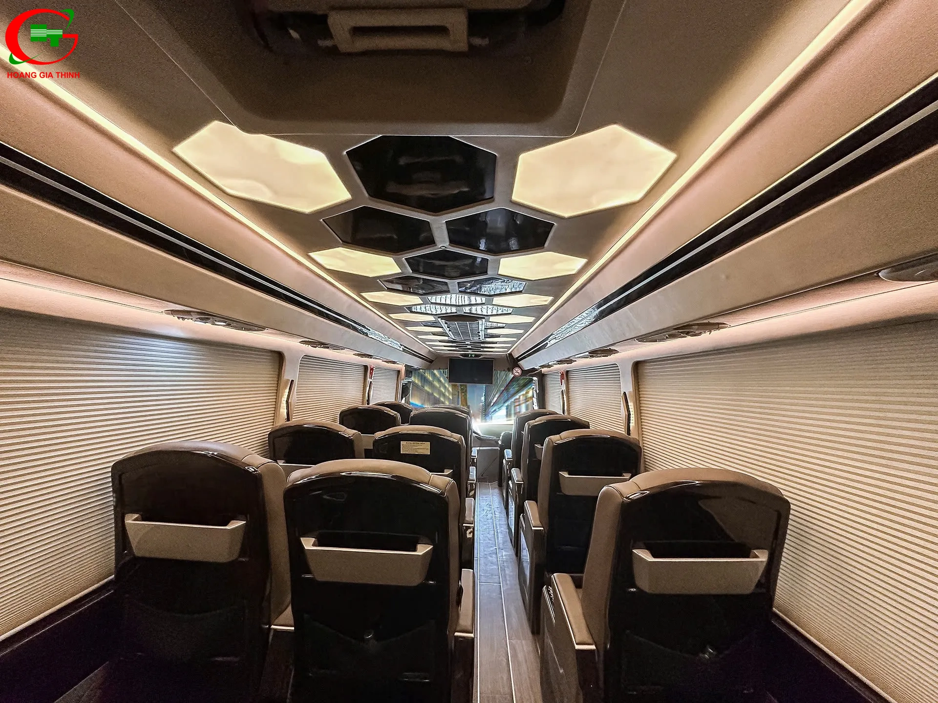 260106_limo20c_autokingdom (11)