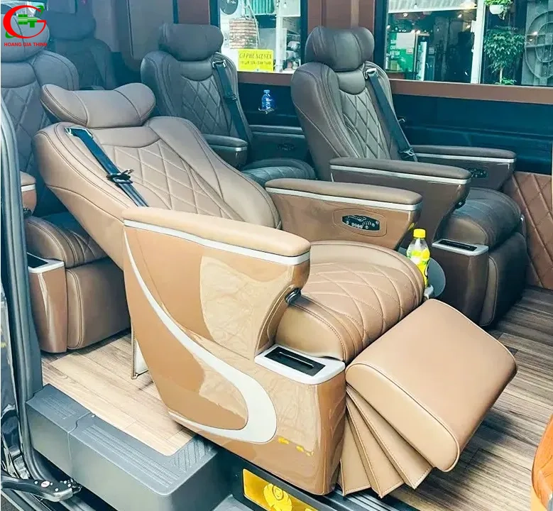 Thuê Xe Limousine 9 Chỗ Ford Skybus - Ghế massage chỉnh điện