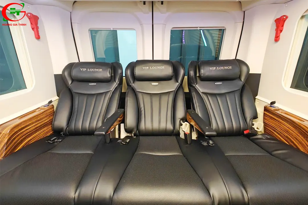 260106_limo9c_ford_dcar_viplounge_luxury (9)