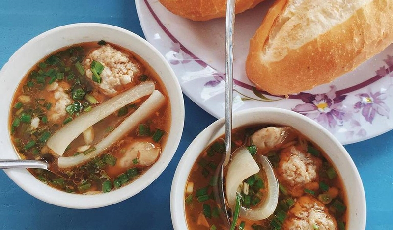Bánh mì xíu mại Đà Lạt