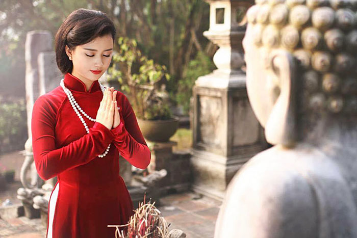 5-ngoi-chua-cau-duyen-o-sai-gon-2