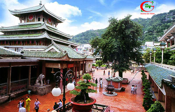 Cam-nang-di-chua-ba-chau-doc-an-giang-kham-pha-le-hoi-mieu-ba-chua-xu-9