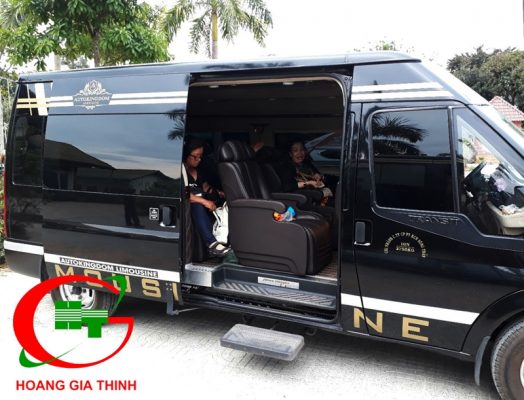 Cho thuê xe Limousine Hoàng Gia Thịnh