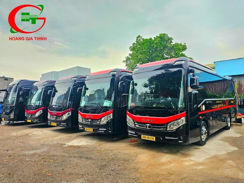 Dịch vụ thuê xe 4 - 29 chỗ của Hoàng Gia Thịnh