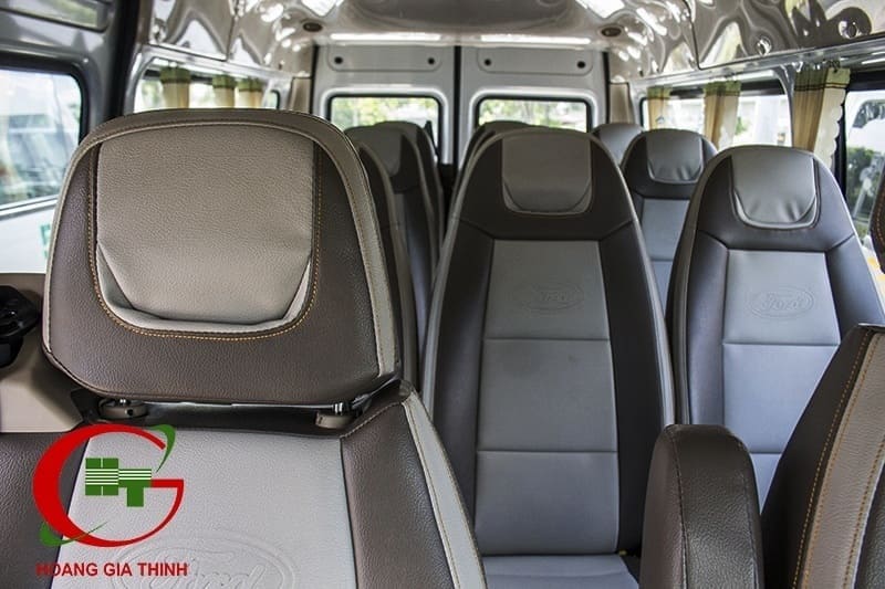 Nội Thất Ghế Ngồi Bên Trong Xe Ford Transit 16 Chỗ