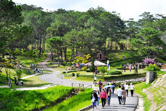 thung-lung-tinh-yeu-da-lat-diem-den-lang-man-cho-mua-tet-2024-3